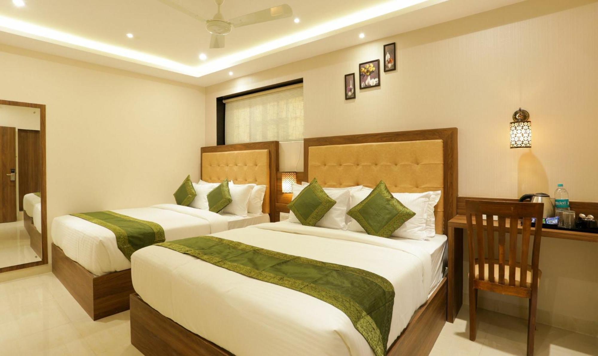 Hotel Amber Palace Dehradun Eksteriør billede